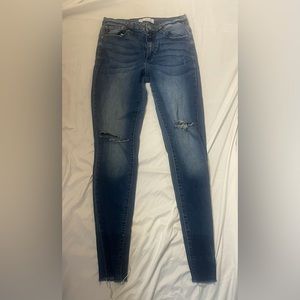KanCan jeans size 28